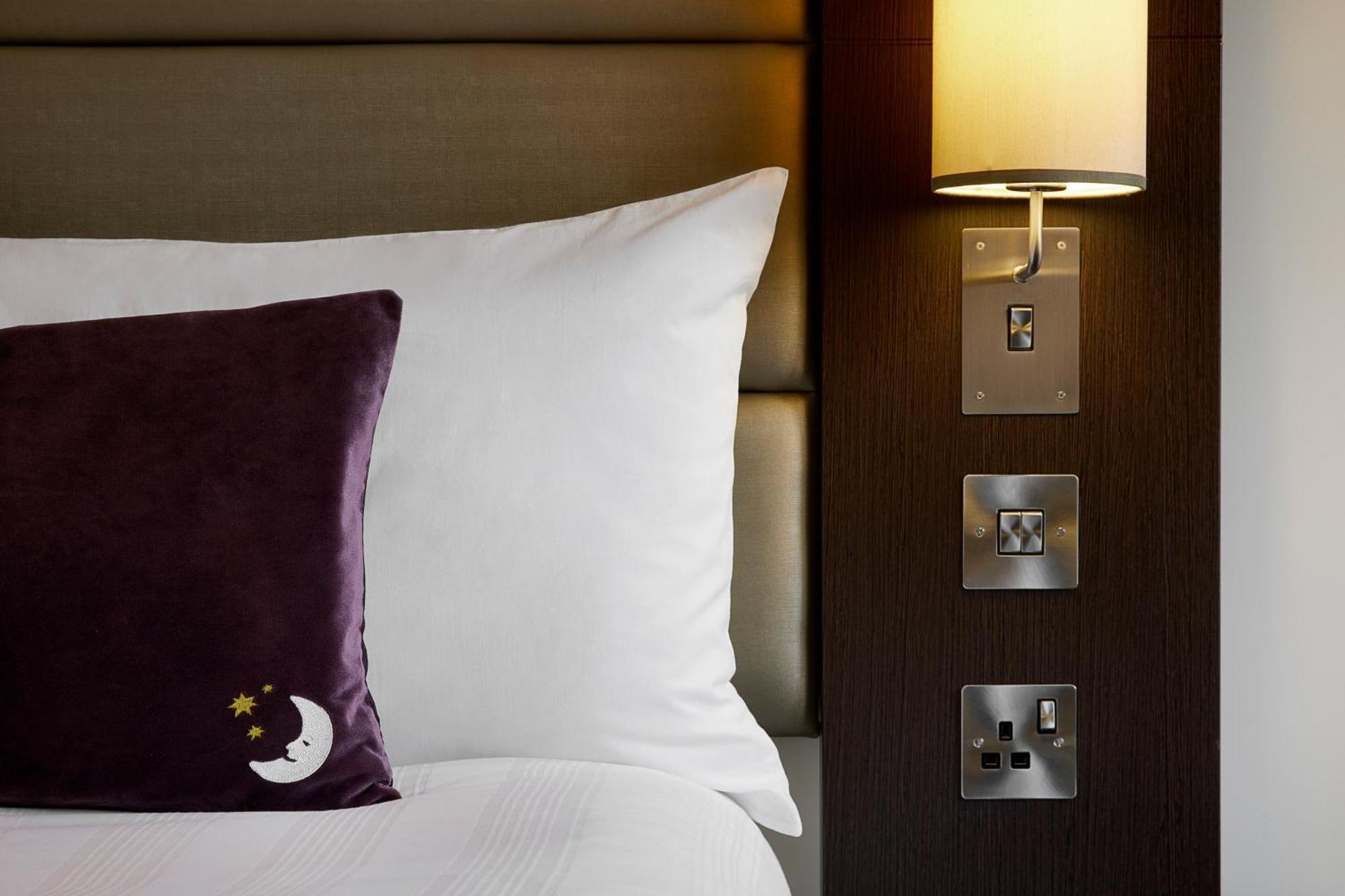 Premier Inn Dublin City North Docklands — Fotos 3